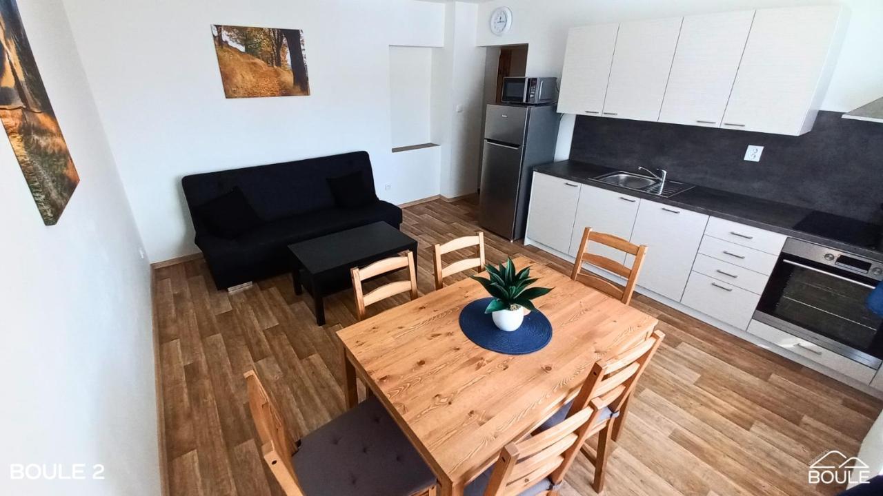 Apartmany Boule Kovarska Luaran gambar